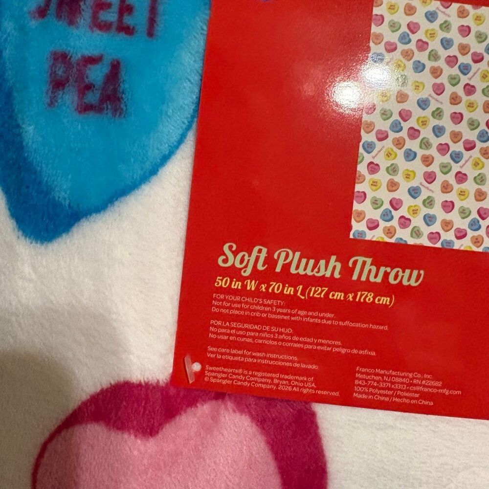 Sweethearts Conversation Candy Hearts Valentine’s Day White Colorful Blanket NWT - Picture 4 of 8